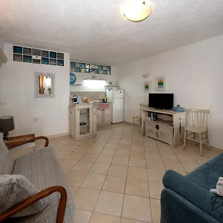 Casa Viky Sardegna * Cugnana Verde