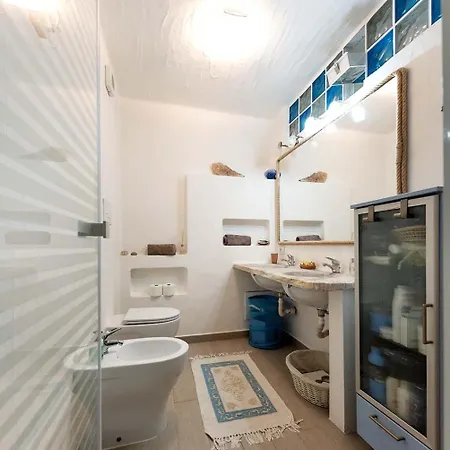 아파트 Casa Viky Sardegna *